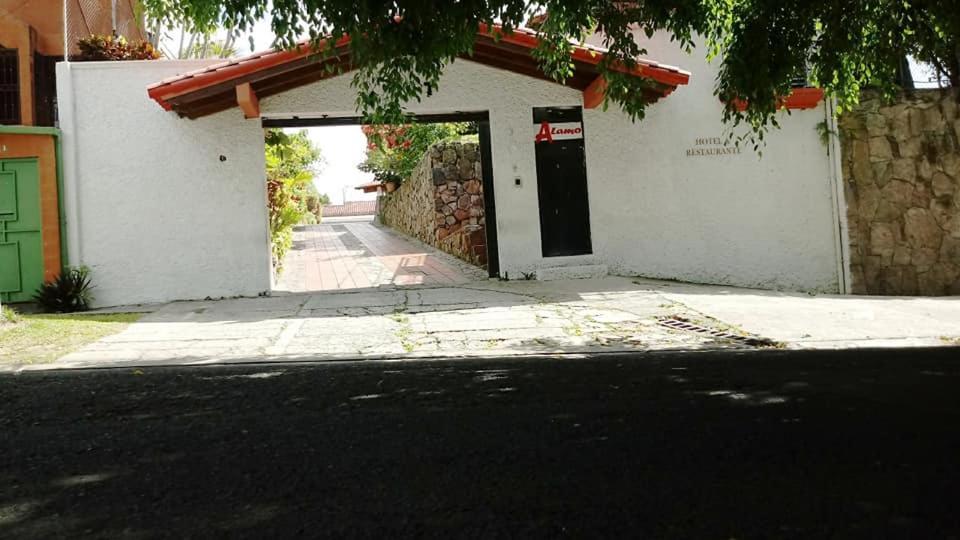 Hotel Alamo Internacional San Salvador Exteriör bild